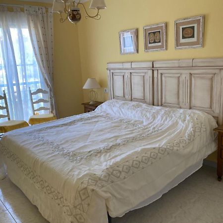 Torrox Costa Beachfront Apartment Luaran gambar