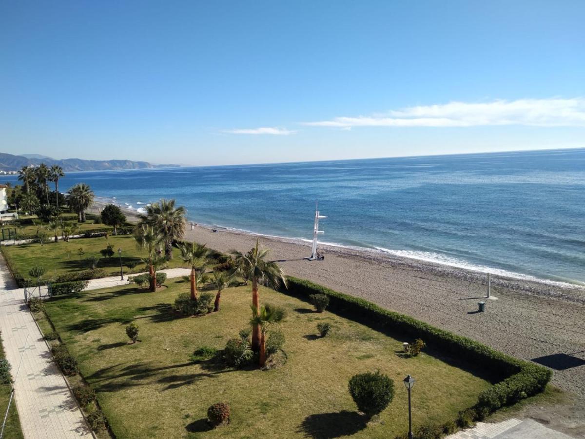 Torrox Costa Beachfront Apartment Luaran gambar