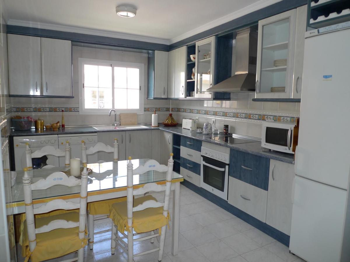 Torrox Costa Beachfront Apartment Luaran gambar