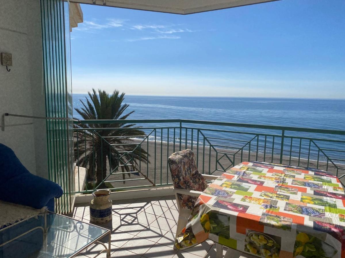 Torrox Costa Beachfront Apartment Luaran gambar