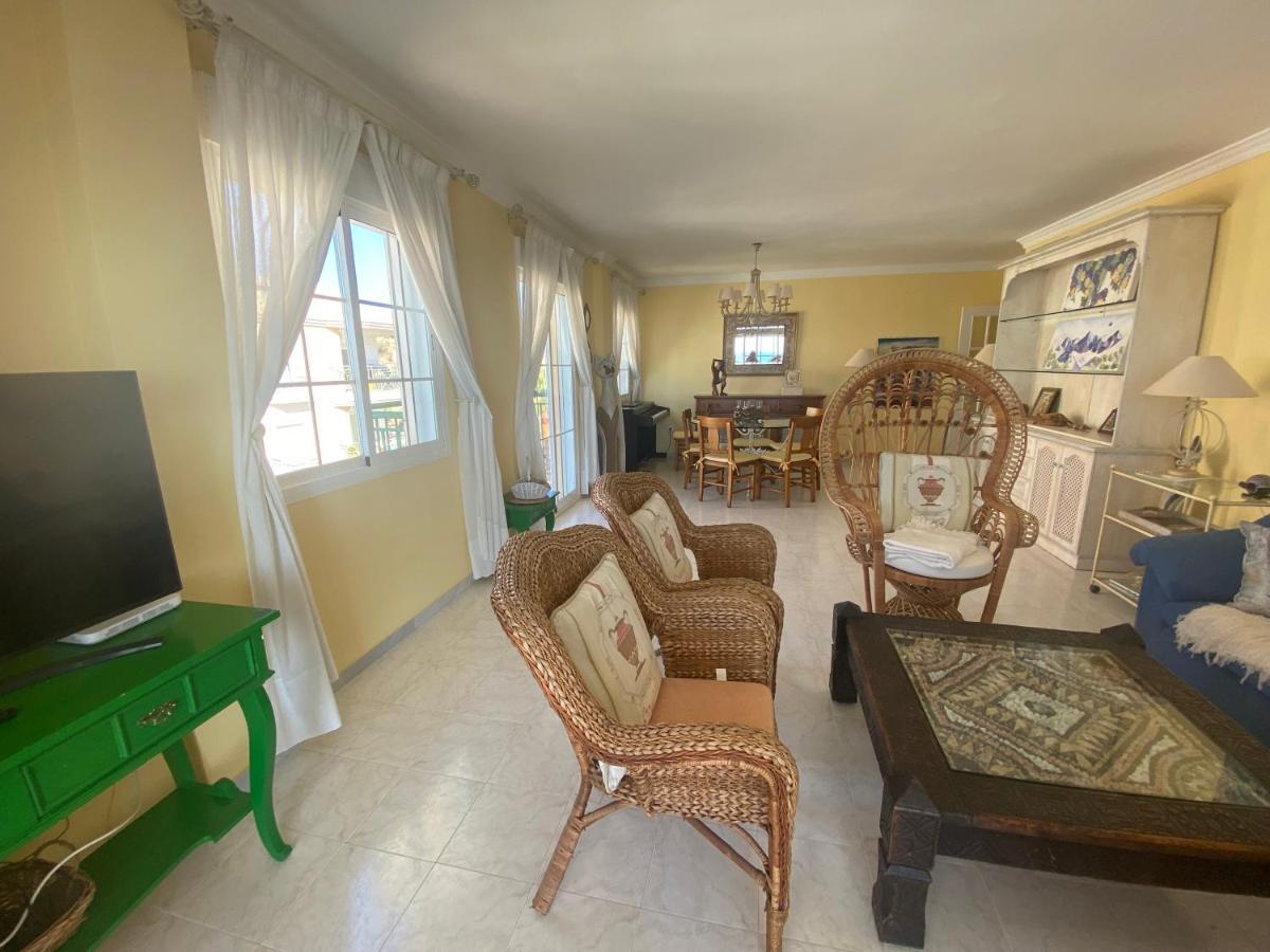 Torrox Costa Beachfront Apartment Luaran gambar