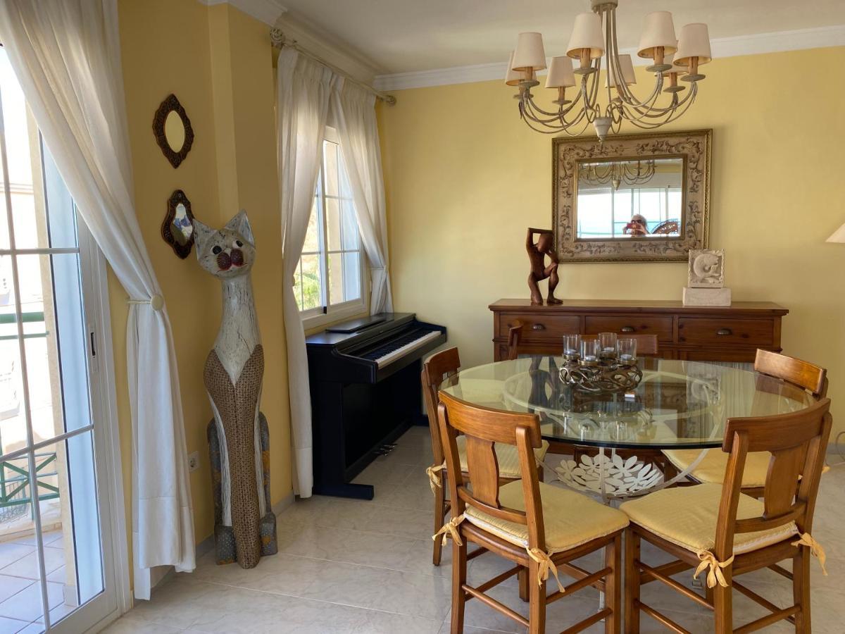 Torrox Costa Beachfront Apartment Luaran gambar