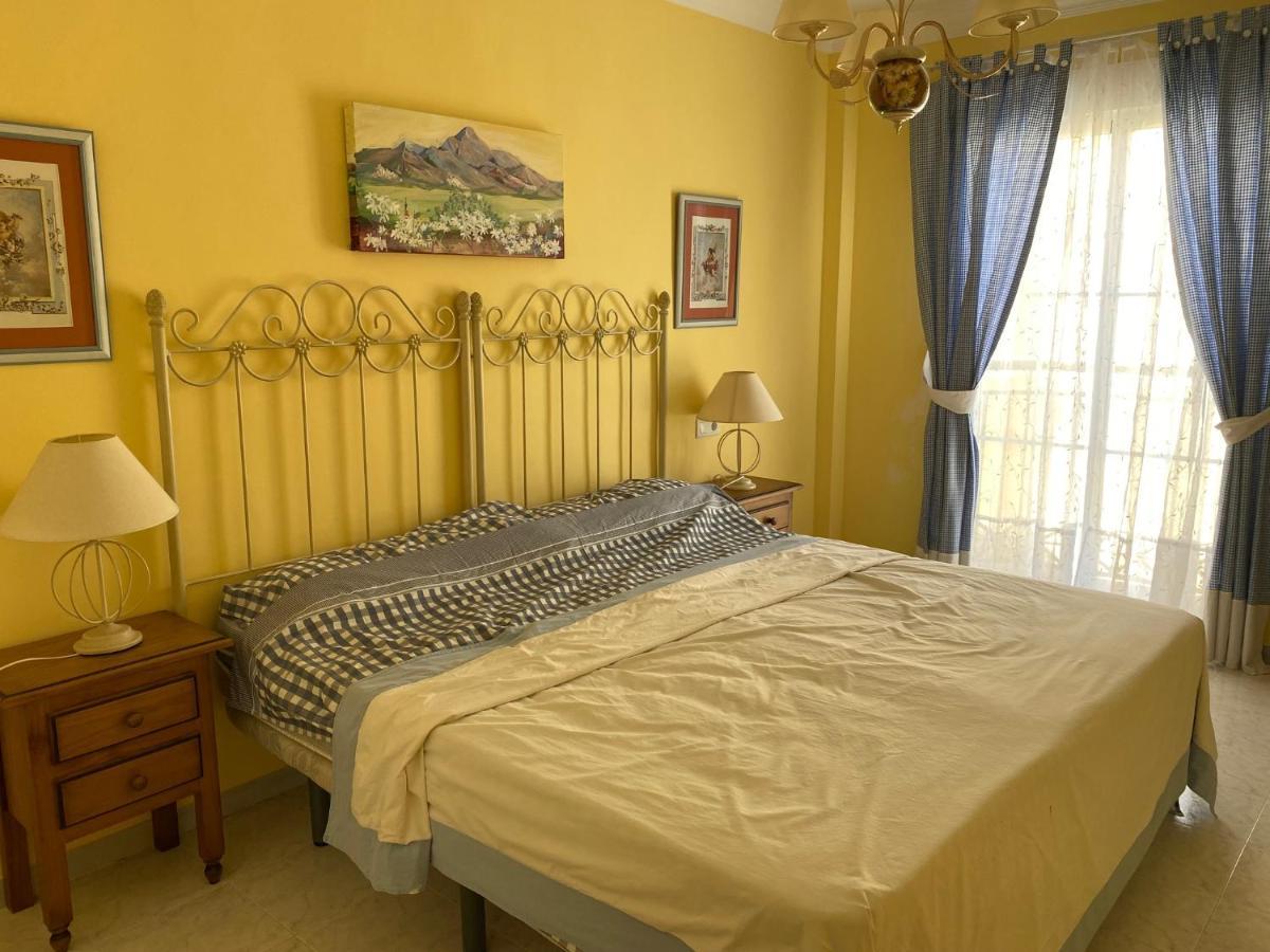 Torrox Costa Beachfront Apartment Luaran gambar